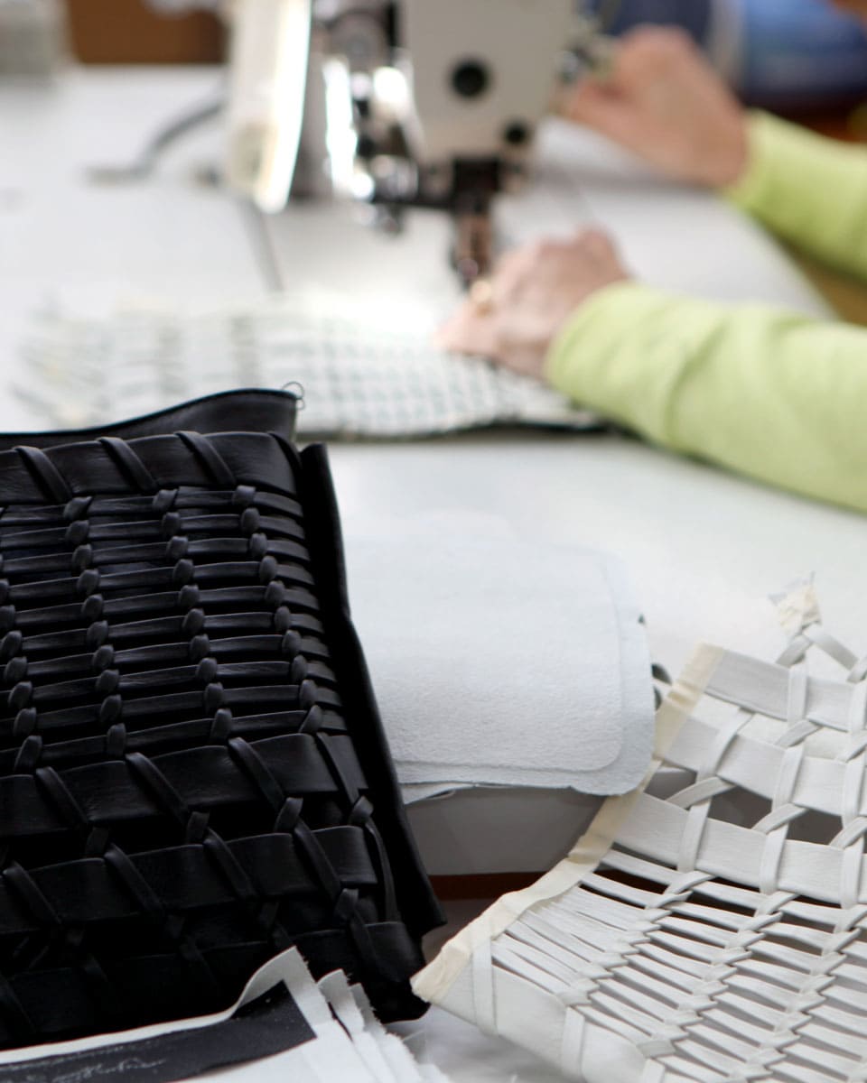 En Elegant Supreme. Centros de producción en diferentes lugares del mundo.