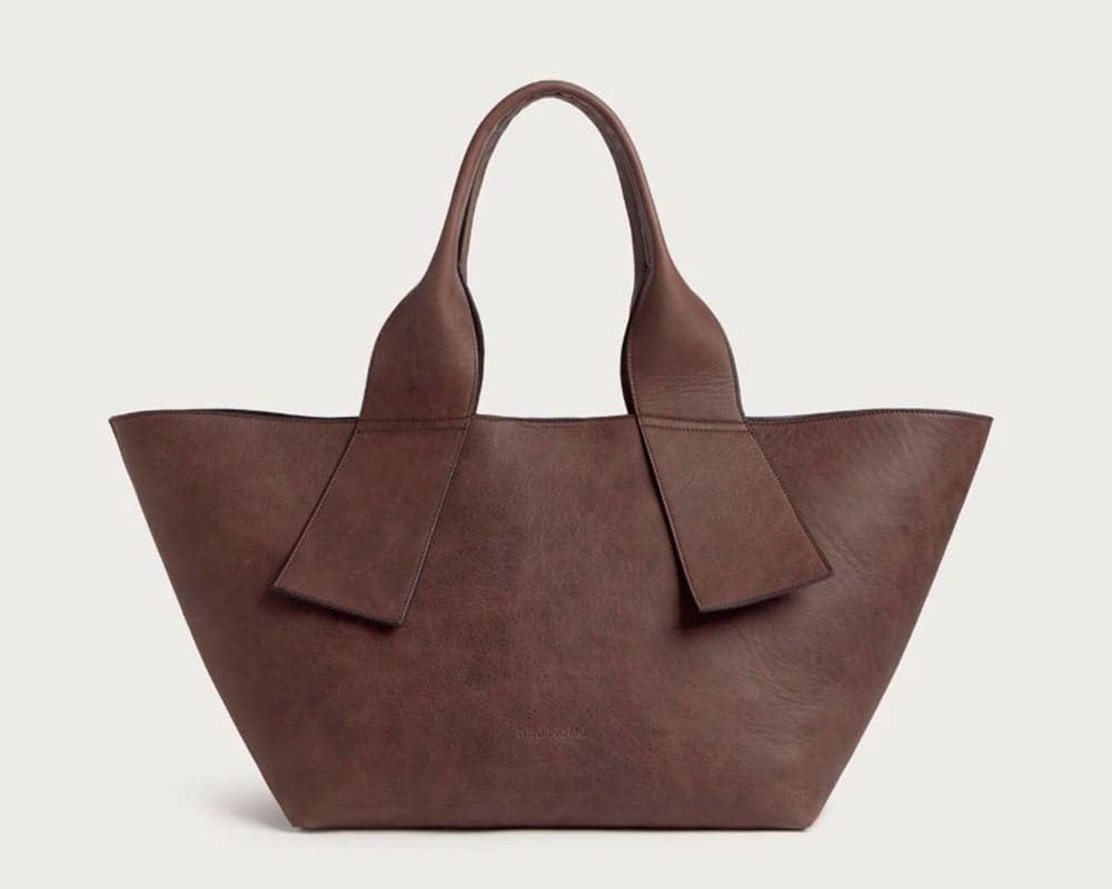 Elegant Supreme, diseño y fabricación de bolsos para marcas internacionales. Elegant Supreme, diseño y fabricación de bolsos para marcas internacionales.