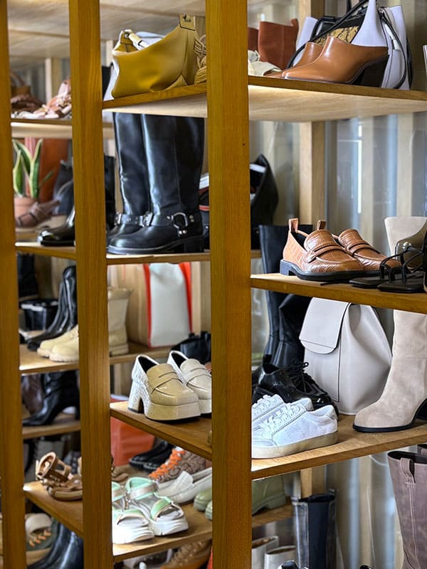 Elegant supreme zapatos. Elegant supreme zapatos.