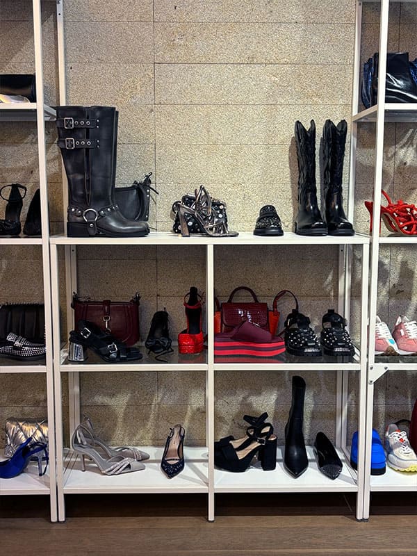 Elegant supreme zapatos. Elegant supreme zapatos.